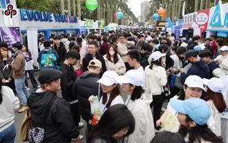 學生校園大使 當心假承攬真僱傭