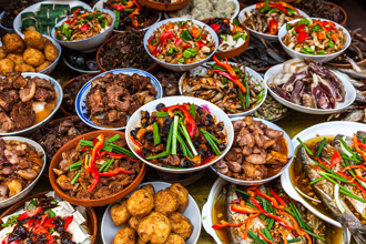 清朝皇帝一餐動輒百道菜 吃剩的怎辦？溥儀揭3去處