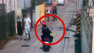 86歲老翁騎車誤闖造船廠 旗津警火速尋回助返家