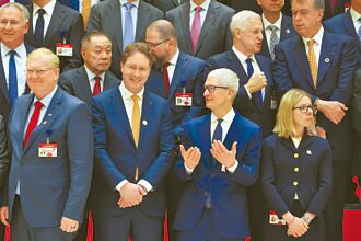 庫克、李在鎔出席 美企近30家最多