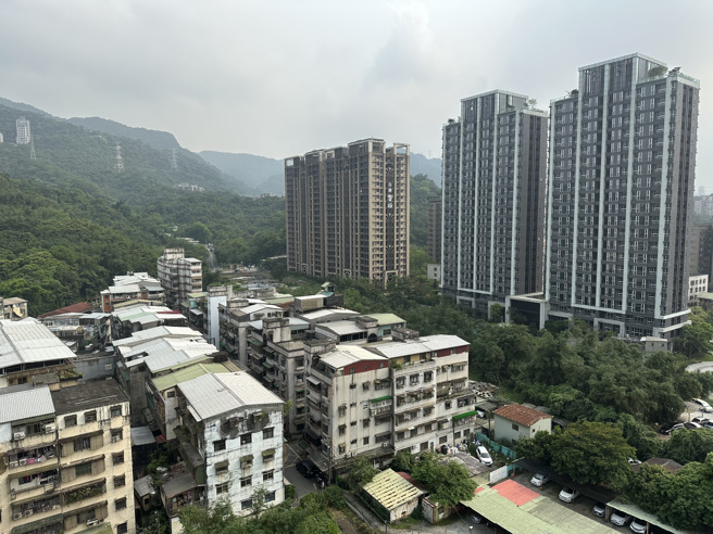 房屋税2.0新制新增自住房屋自2024年7月起，必须「设有户籍」，才能享有房屋税自住优惠税率。（资料照／高钧麟摄）