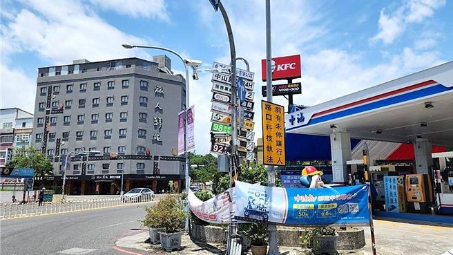 台东县科技执法密度高衝击观光，县议员吁制地图供游客避罚参考。（萧嘉蕙摄）