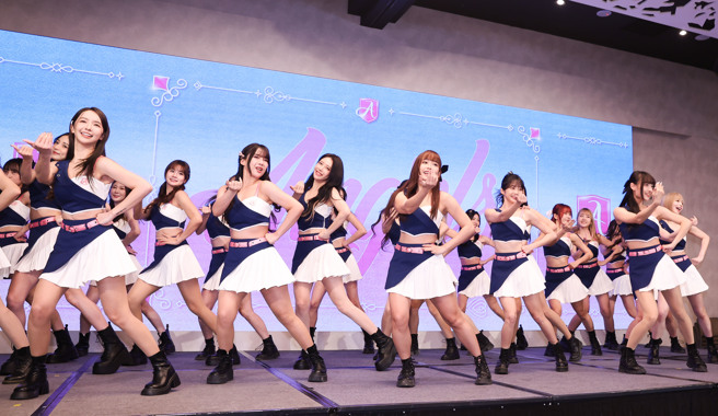 Fubon Angels表演新球季主题曲《Fight For All我要全部》。（图／陈俊吉摄）