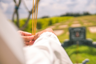 扫墓禁忌多！清明节十大注意事项　小心别把「好兄弟」带回家