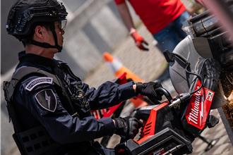 台中霹雳小组训练切割　破门速度提高3倍