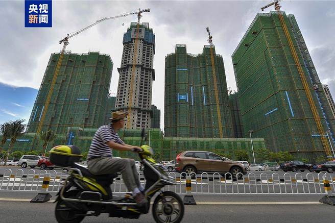 1-2月陆国有土地使用权出让收入较上年同期下降15.7％。（大陆央视资料照）