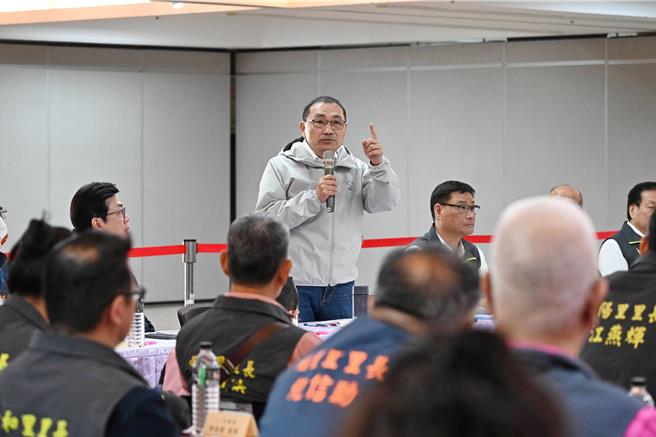 绿营爆新北公务员被恐吓不得连署罢免，新北市长侯友宜25日郑重强调他不会允许恐吓同仁的状况发生。（新北市政府提供）