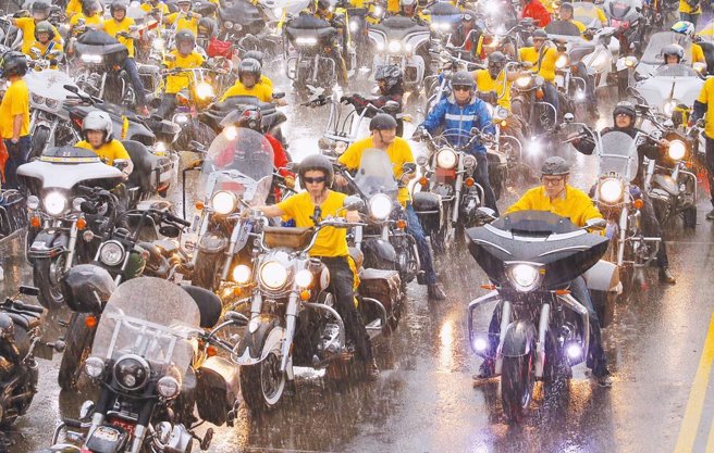 针对大型重机国道通行路权，日系4厂共同请愿，呼吁落实三读法案，共创安全的交通环境。（示意图／本报资料照）