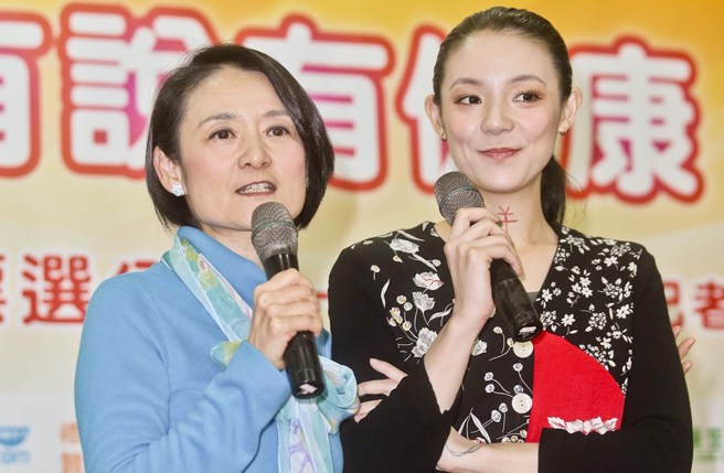 谭艾珍表示想要弥补当年无能为力照顾欧阳靖的遗憾。（图／谭艾珍脸书）