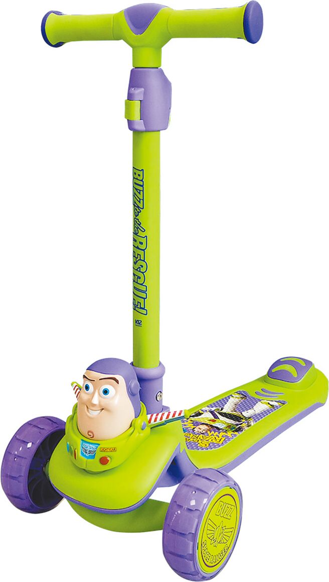 「玩『句』人生」主題活動的巴斯光年造型「3D滑板車」需至7-11預購，1999元。（WE TRUST信賴互動行銷提供）