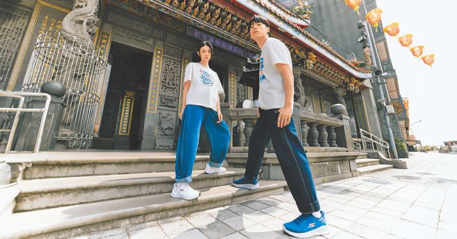 SKECHERS瞬穿SLIP-INS技術結合遶境話題，助「香燈腳」旅程有保庇。（SKECHERS提供）