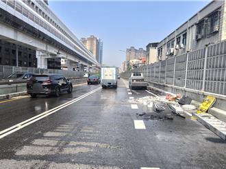 台64線小貨車行駛中火燒車！消防迅速撲滅無傷亡