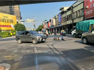 三重19歲騎士綠燈衝第一 遭闖紅燈汽車撞翻僅輕傷