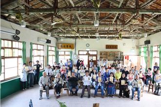 大坪國小育英樓充滿文史意涵 地方動員成書留住故事