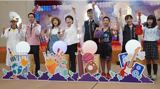 台中表揚1200位模範、健康兒童 總統教育獎候選人展現生命力