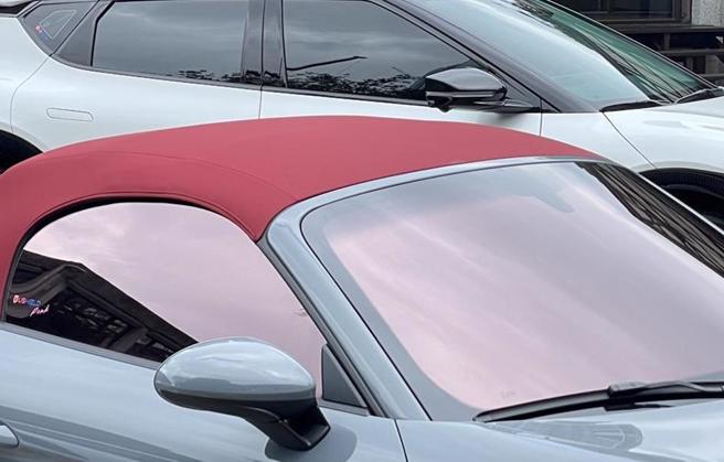 交通部将针对汽车隔热纸订定指引。（本报资料照）