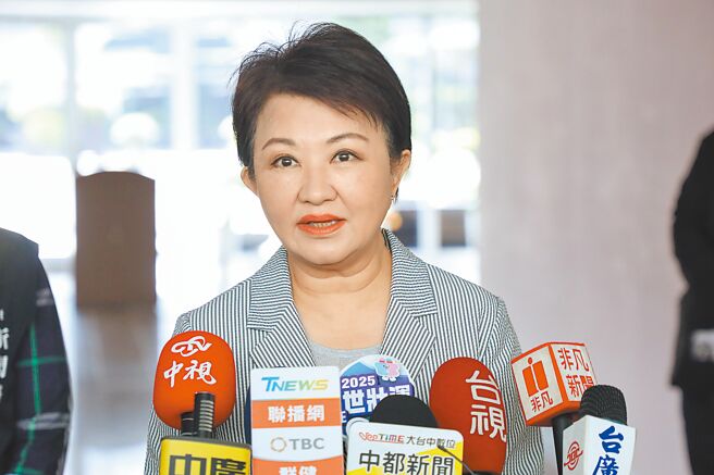 台北101将进军台中，市长卢秀燕25日表示，可望创造上千个就业机会，未来台中整体百货市场营业额将上看千亿。（陈淑娥摄）