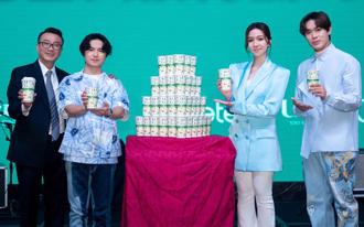 告五人声势如虹！ 2年唱遍4大洲、34座城市再签约全球代言人