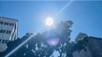 天氣》台東焚風助陣創今年新高36.9度 民眾直呼：夏天來了！