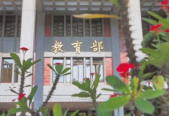 區桂芝上央視遭約談 教育部證實被檢舉2次 投訴內容曝光