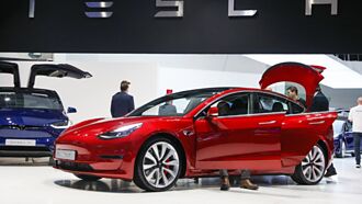 槓美關稅 加拿大向特斯拉開刀 凍結其退稅補貼