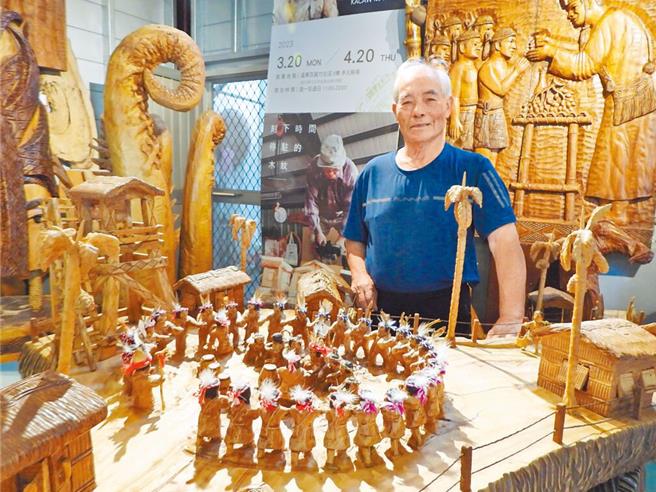 花莲县政府邀请在地原民木雕工艺师大师胡银禄，在4月20日至6月7日开办为期近1.5个月的研习班，传授原住民族精湛的木雕技巧。（本报资料照片）