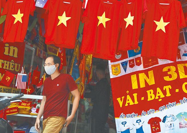 面对美国关税压力，越南政府25日宣布大幅削减美国一系列产品的进口关税。（美联社）