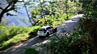 獨家》高雄六龜迎首場拉力賽 吸引近百輛超跑賽道競速