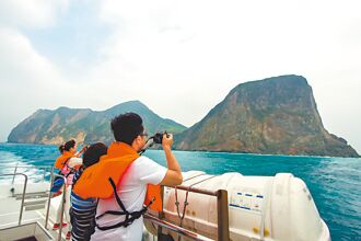 龜山島復辦成年禮 宜縣府評估