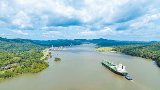 賣港口風波 陸企暫停合作李嘉誠