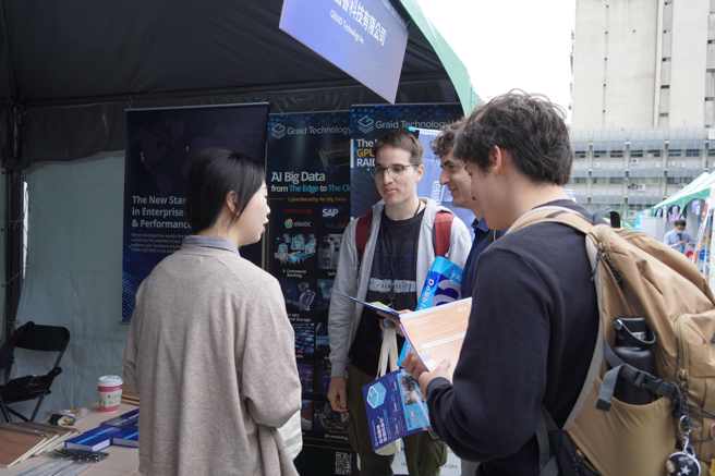 臺科大约有11%是境外学生，包含美光、和硕、鸿海、台达电、艾司摩尔等34家厂商也提供外籍职缺，积极网罗外籍优秀人才。（照片/国立臺湾科技大学提供）