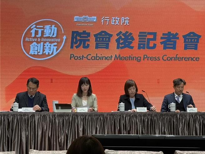 行政院发言人李慧芝表示，电价费率审议会为考量国际关税变化及地缘政治引发物价波动风险，因此决定上半年不调涨电价，但审议会也请经济部全力争取立法院支持台电拨补的预算，以稳健台电财务状况。（本报资料照片）