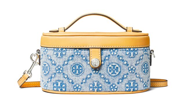 TORY BURCH T Monogram丹寧化妆包 ，1万5900元。（TORY BURCH提供）
