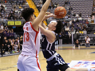 UBA》政大重挫台師大 連5季闖冠軍賽