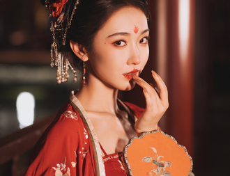 皇帝担心傻儿子不懂生小孩 派爱妃指导 结果尷尬了