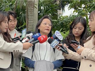  遭批躲學校光環 區桂芝回嗆：北一女政治「綠光」綁架台灣人