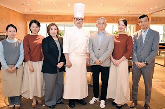 把．茶．言．歡－POUYUENJI 攜手台北君悅 打造「元‧茶苑」午茶時光