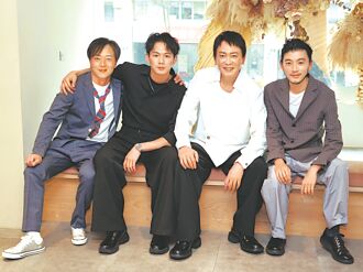 王識賢當出頭鳥慘被背後捅一刀