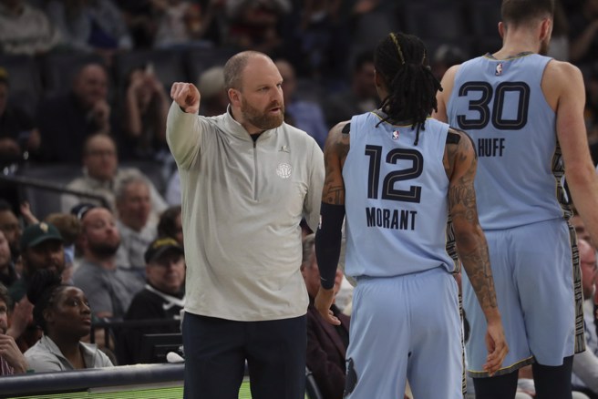 灰熊宣布开除总教练詹金斯。(美联社资料照)