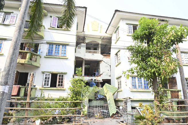 缅甸官方媒体提供的首都奈比多市区灾情照片。（美联社）