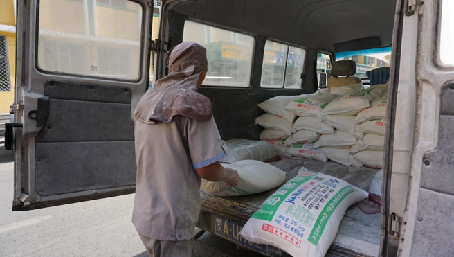 全球反詐騙組織（GASO）成員Sammy透露，已準備大量物資將提供給緬甸軍閥幫助人民，並稱雪中送炭未來救援時才好喬事情。（示意圖：shutterstock／達志）