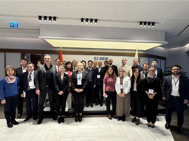 新北市副市长陈纯敬率领20家新北厂商，3月27日至4月10日期间，远赴土耳其、德国、荷兰及波兰4国拓销商务，28日拜访土耳其对外经济关系总会。（图／新北市经发局）