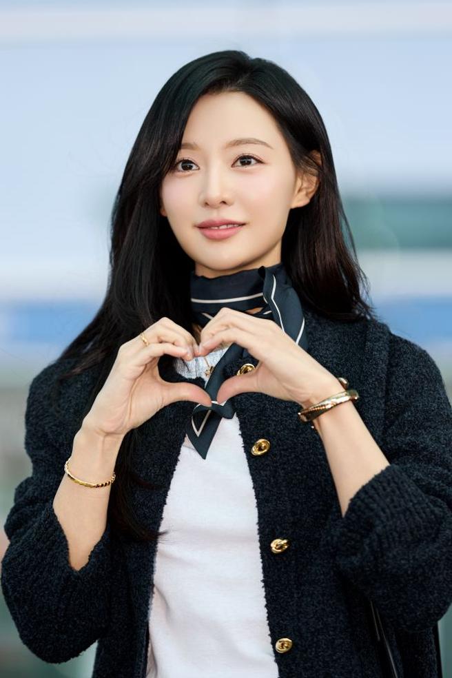 金智媛前往香港出席宝格丽举办的珠宝活动，特别选择佩戴Serpenti系列珠宝，别具意义。（BVLGARI提供）