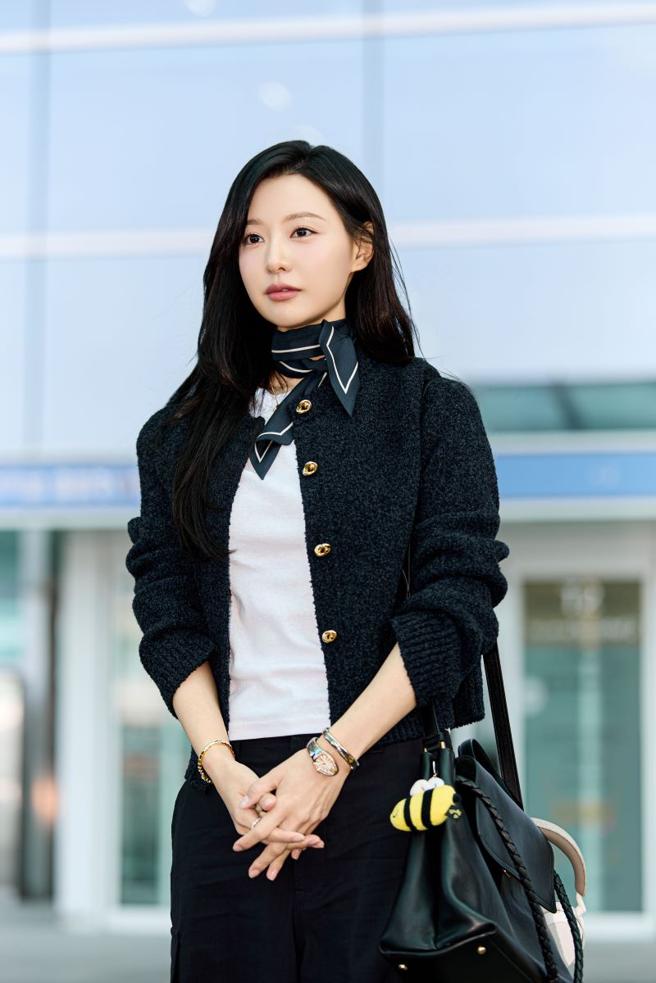 金智媛前往香港出席宝格丽举办的珠宝活动，特别选择佩戴Serpenti系列珠宝，别具意义。（BVLGARI提供）