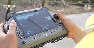 無人機1天可運6噸竹子…比傳統方式多10倍 陸鄉村「飛手」夯