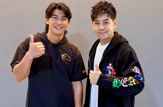 林志穎中職開幕戰合體「台灣隊長」陳傑憲 大讚：帥到沒有極限