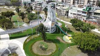 桃園最高！16公尺長頸鹿公園開幕 打造兒童遊樂天堂