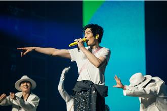 蕭敬騰收到LV大禮卻不能用原因曝光    甜曝為愛妻吹冷氣戴圍巾睡覺