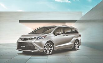 TOYOTA全新SIENNA 豪華登場