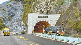 公路狂斷 鐵路要漲價 東部人很慘